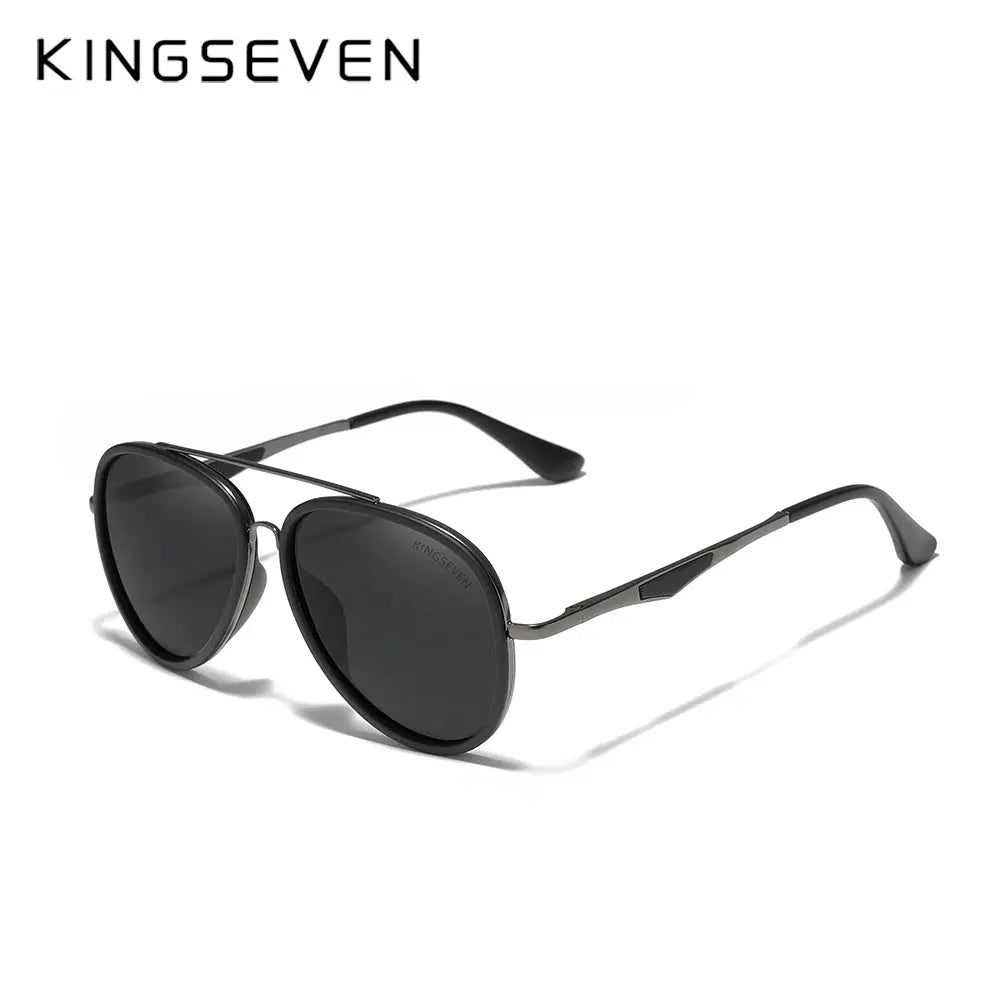 KINGSEVEN - Chris's Maverick Gaze Levouré