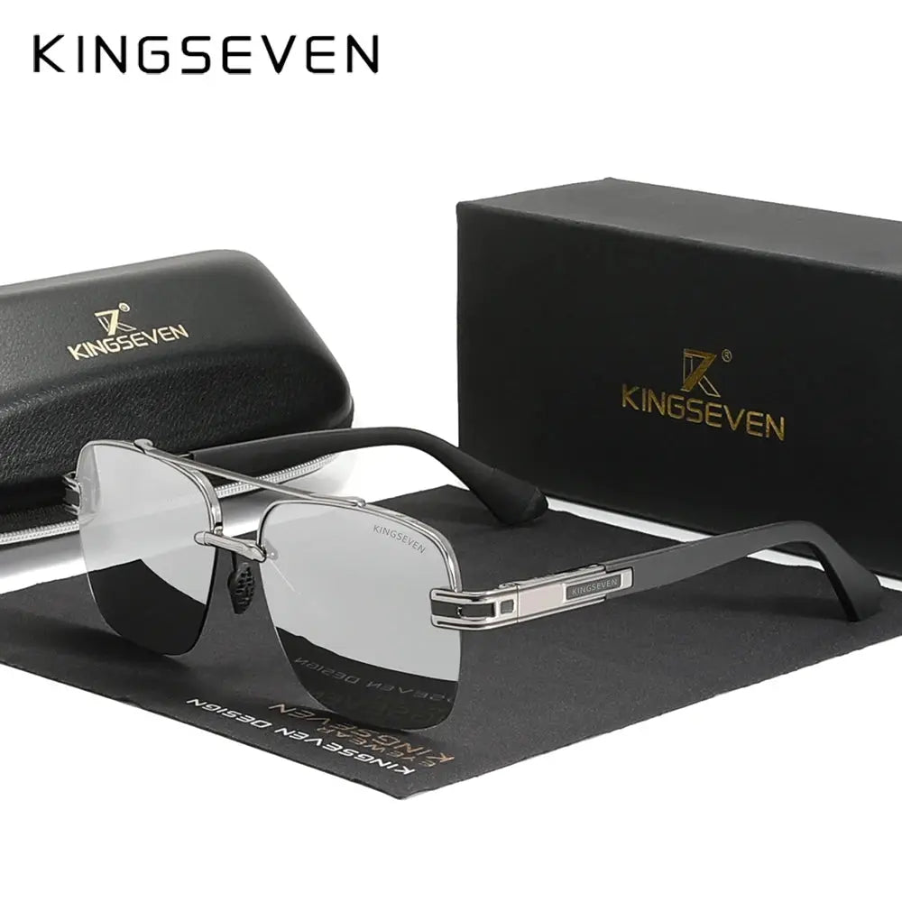 KINGSEVEN - Elijah's Luminous Look