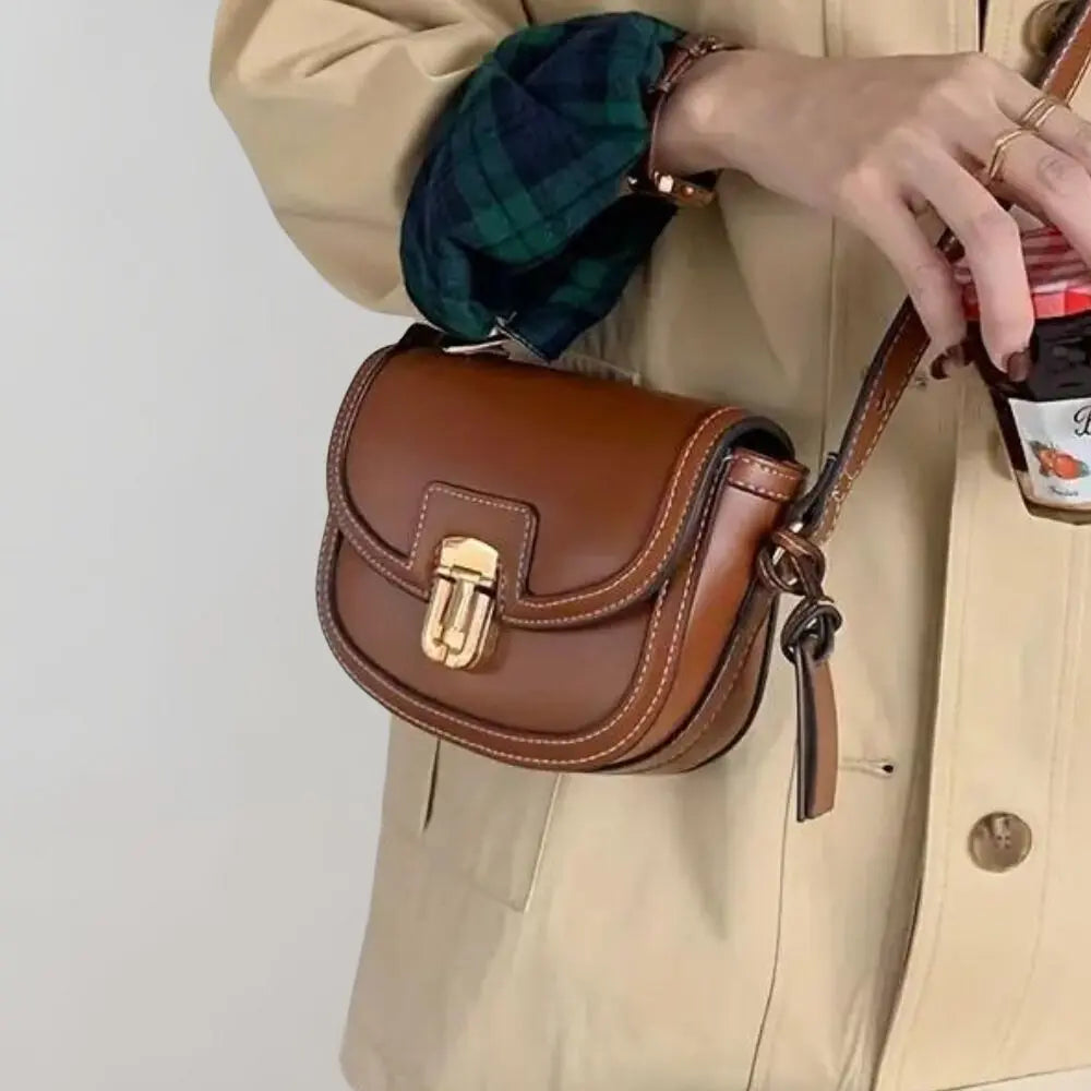 Ailo - Crossbody tas met klep Levouré