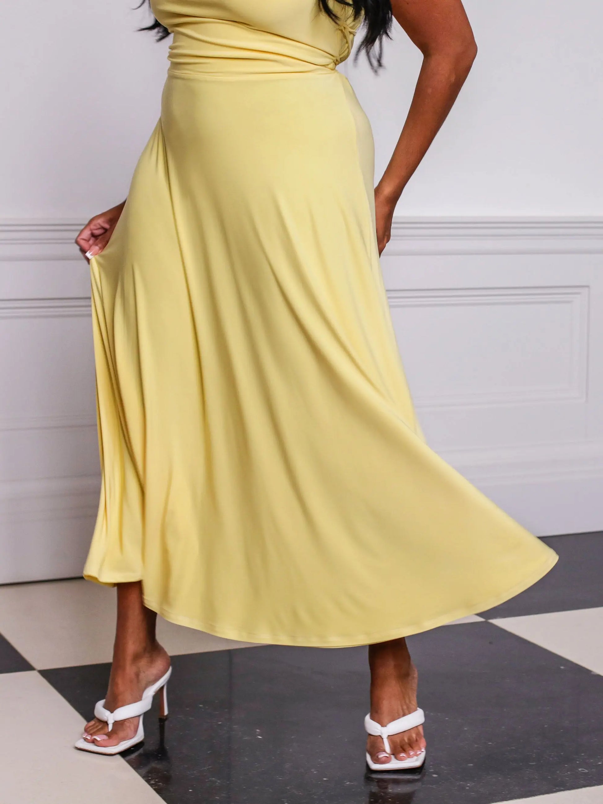 Alore - Elegante jurk met ingebouwde vormgevende beha Levouré