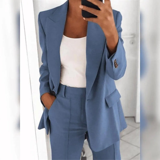 Ella - Het elegante en comfortabele pak Levouré