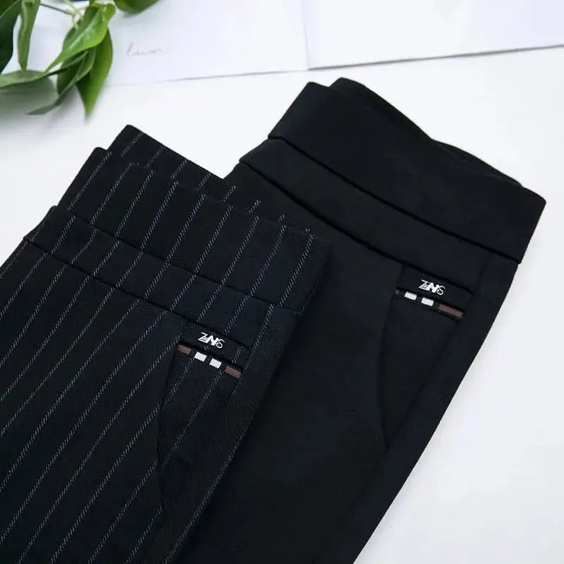 Molly - Elastische Zakelijke broek Levouré